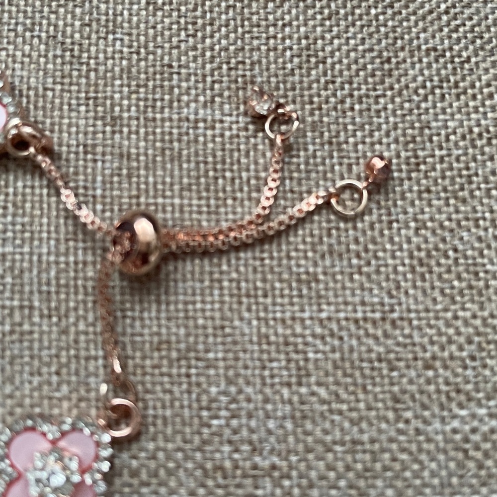 ✨🎉🎉Rose Gold Bling Pink Flower Slider Bracelet✨NEW - Picture 5 of 6